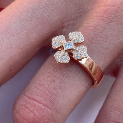 Bague fleur en or rose et diamants Melle LISA - Ohdislemoi-joaillerie-Paris, fait main à Paris
